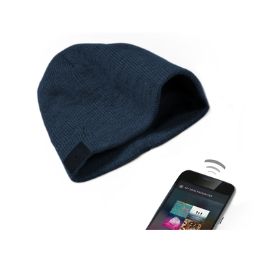 Winter hat with integrated headphones